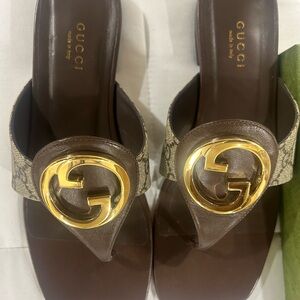Gucci Blondie Sandal Size 39. BRAND NEW NEVER WORN